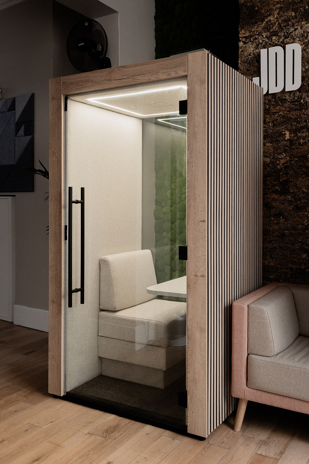 jdd individual clara acoustic meeting pod with glass door, seat and table