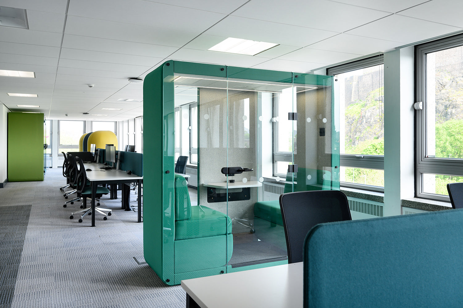 jdd bob 2 seat meeting pod with glass door and  bespoke glass back wall